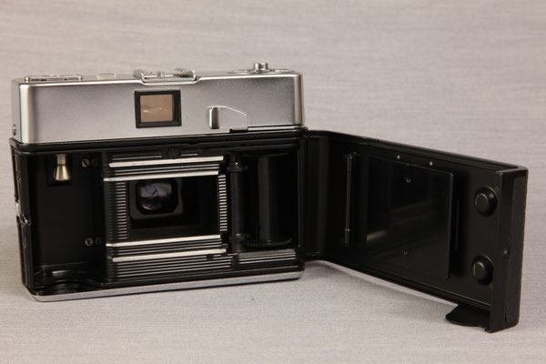 ZEISS Ikon Contessa Matic E 10.0645  ©  engel-art.ch