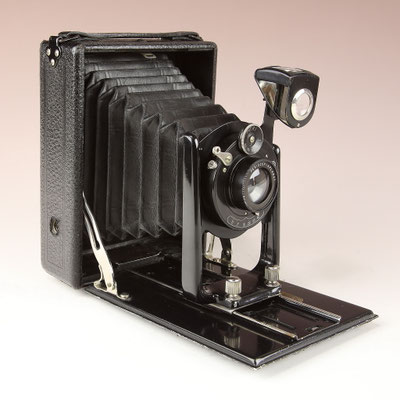 NETTEL Taxo  Laufbodenkamera 9x12cm ~ 1914  ©  engel-art.chNETTEL Taxo  Laufbodenkamera 9x12cm ~ 1914  ©  engel-art.ch