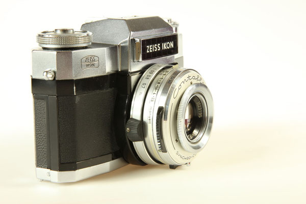 ZEISS Ikon Contaflex Super B  ©  engel-art.ch