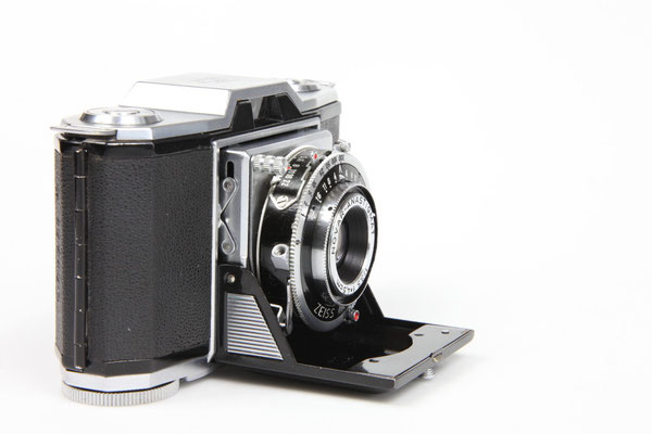 ZEISS Ikon Ikonta 522/24  ©  engel-art.ch