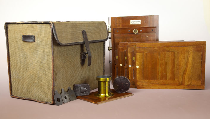 Engel-Feitknecht Reisekamera  13x18cm   ~ 1880  ©  engel-art.ch