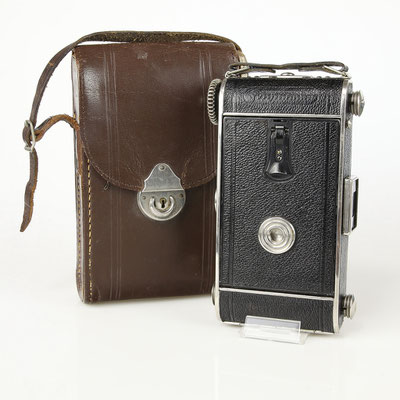 VOIGTLÄNDER  Bessa 1932  ©  engel-art.ch