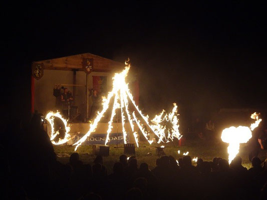 Die Feuershow von Jamamakü am Samstagabend.