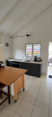 Kueche-Ferienhaus-CAS-IGUANA-Urlaub-Curacao-Karibik-Villapark-Fontein