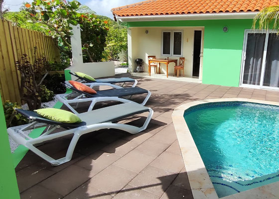 pool-Ferienhaus-CAS-IGUANA-Urlaub-Curacao-Karibik-Villapark-Fontein