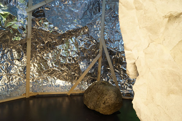 Anna Bittersohl | tiny are the walls and flat is the roof (exhibition view) | 2022 | Galerie Schlichtenmaier | Stuttgart