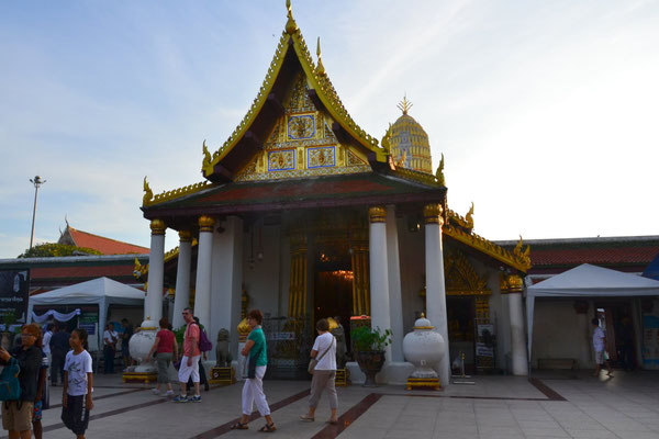 Le Wat Pradouddahchinnaraj