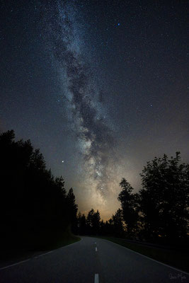 Milchstraße über der B500, Schwarzwald, Deutschland