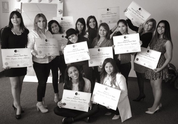GRADUACIÓN CARRERA INTERNACIONAL  ASESORÍA DE IMAGEN & PEROSNAL SHOPPER JUNIO 2016