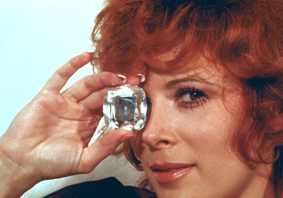 Jill St. John © Danjaq LLC / Metro-Goldwyn-Mayer / 20th Century Fox Home