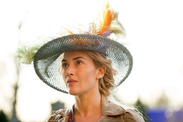 Die Gärtnerin von Versailles - Kate Winslet - Tobis - kulturmaterial