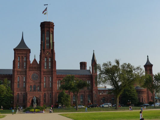 Smithsonian Institution Building