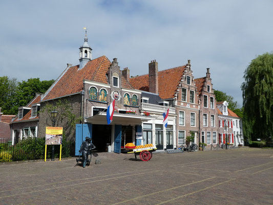 Käsemarkt (jeweils am Mittwoch)