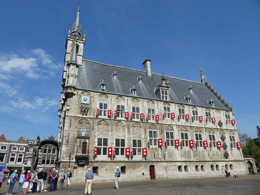 Gouda - Glockenspiel alle 30 Minuten am Stadthaus