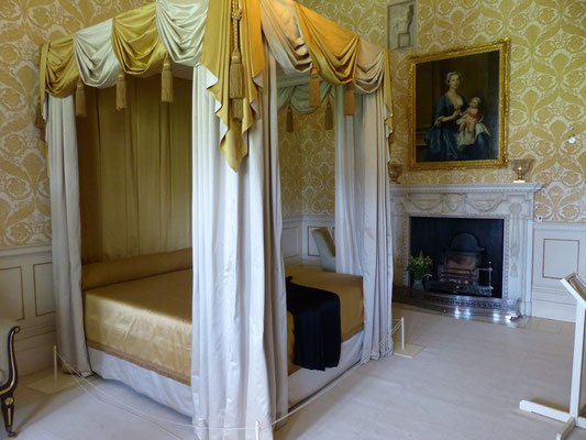 Weisses Schlafzimmer