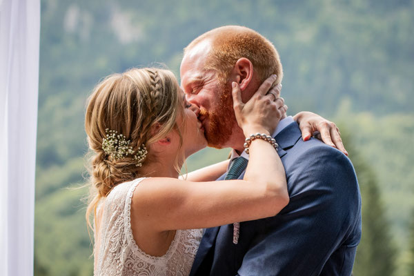 Heiraten am Berg Hörnle Berghochzeit Fotografin Bergliebe Hochzeitsfotografin Garmisch-Partenkirchen Pflegersee