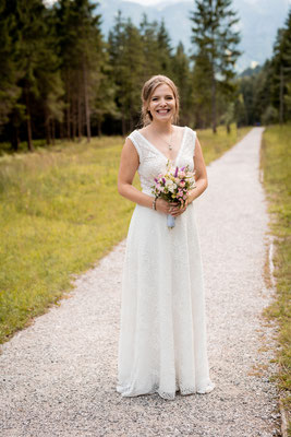 Heiraten am Berg Hörnle Berghochzeit Fotografin Bergliebe Hochzeitsfotografin Garmisch-Partenkirchen Pflegersee