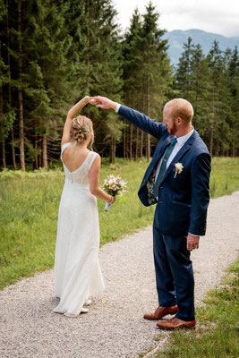 Heiraten am Berg Hörnle Berghochzeit Fotografin Bergliebe Hochzeitsfotografin Garmisch-Partenkirchen Pflegersee