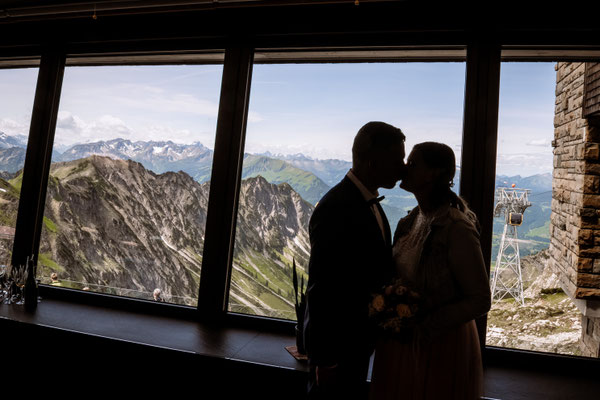 Berghochzeit Fotografin Allgäu Oberstdorf Garmisch-Partenkirchen Nebelhorn Höfatsblick