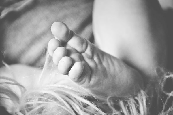 #baby #köln #kleve #kleinermann #mädchen #newborn #babyglücklich #familie #endlichzudritt #glücklich #babyglück #newbornshooting