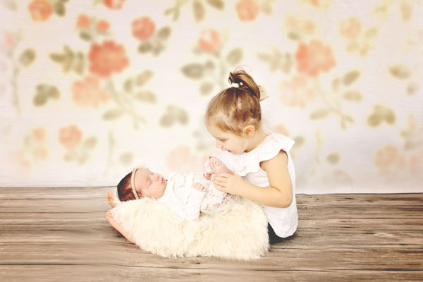 #baby #köln #kleve #kleinermann #mädchen #newborn #babyglücklich #familie #endlichzudritt #glücklich #babyglück #newbornshooting