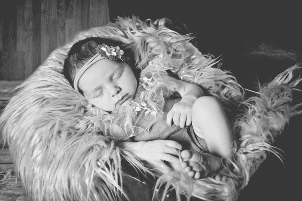 #baby #köln #kleve #kleinermann #mädchen #newborn #babyglücklich #familie #endlichzudritt #glücklich #babyglück #newbornshooting