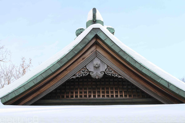Shrine roof