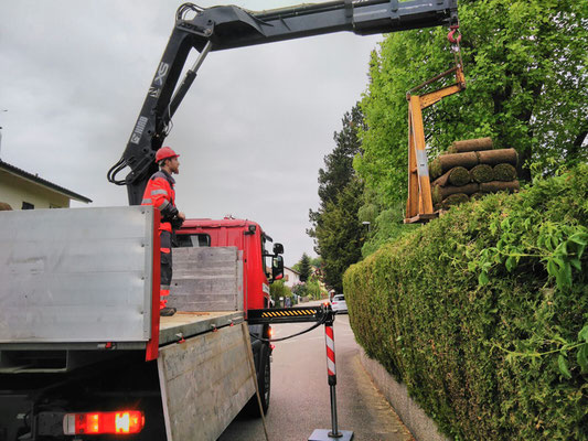 Lastwagenkran - Reusser Transporte AG Biberist