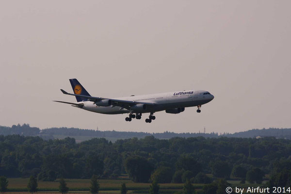 Lufthansa / Airbus A340-300 / D-AIFC / "Gander Halifax" / 