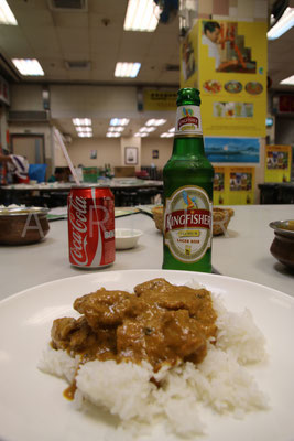 Indisch essen im Food Court