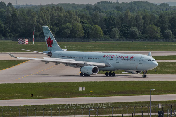 Air Canada / Airbus A330-300 / C-GHKR /