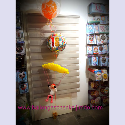 Gleitschirm ohne Heliumballons  -  14,50€