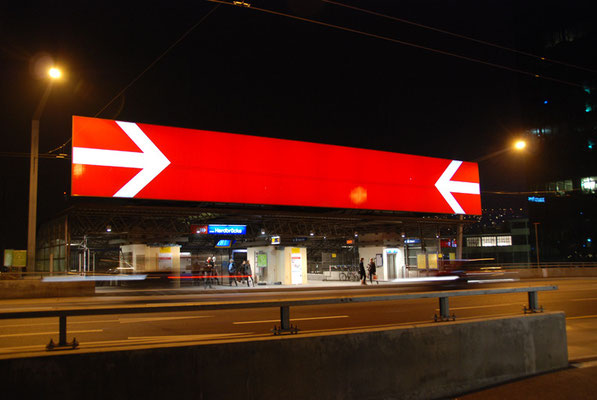 Nr. 112 / 04.03.12 / Zürich Hardstrasse Bahnhof Hardbrücke / 3872 x 2592 / JPG-Datei