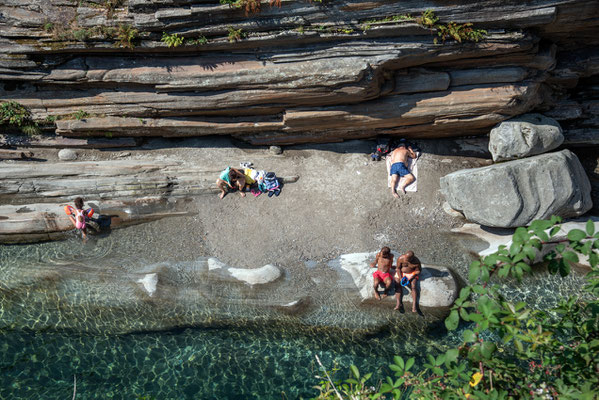 Woche 31, Sonnenbad an der Verzasca