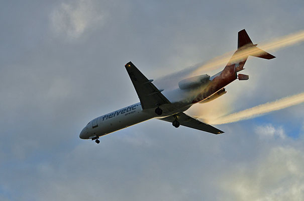 5186 /  Woche 26 / Glattbrugg, Anflug auf Zürich Flughafen