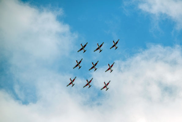 Woche 17, PC-7  Kunstflugstaffel beim Training