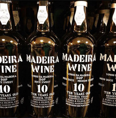 Madeira Wein Poncha de madeira Maracuja Honig Poiso Bananen aus Madeira