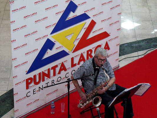 2º sorteo de verano con Rumberos FM y actuaciones musicales - Centro Comercial Punta Larga