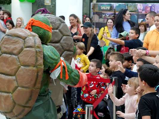 Show de Las Tortugas Ninja en el Centro Comercial Punta Larga (Candelaria)