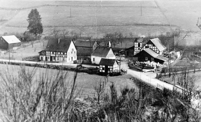 Sallinghausen mit der alten Dorfkapelle St. Antonius