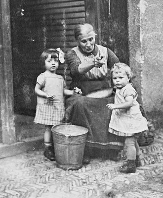 Die Großmutter Catharina Klöpper, geb. Knoche, war bis zu ihrem Tode 1936 eine große Hilfe.