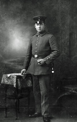 Heinrich Heymer als Soldat während der militärischen Ausbildung in Arnheim im Februar 1917