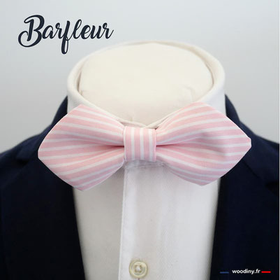Noeud papillon rayures roses