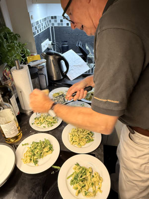 die letzten Handgriffe