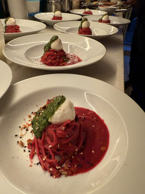 Büffelmozzarella on top ... 