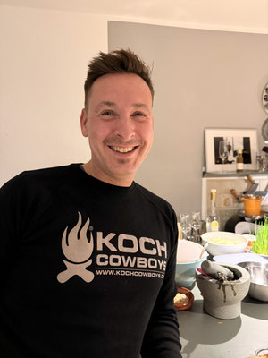 Alex hat ein Gericht aus Thaland mitgebracht