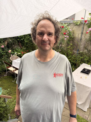 Malte hat seine Eismaschiene mitgeracht