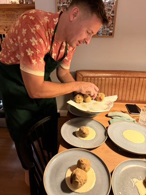 jetzt alles schön auf den Tellern anrichten