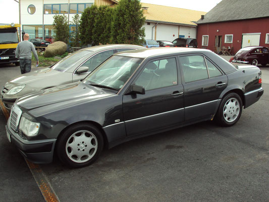 Mercedes-Benz 500E (W124)
