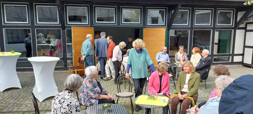 Mal wieder eine Feier im Sandbauernhof 15 Jahre ZWAR